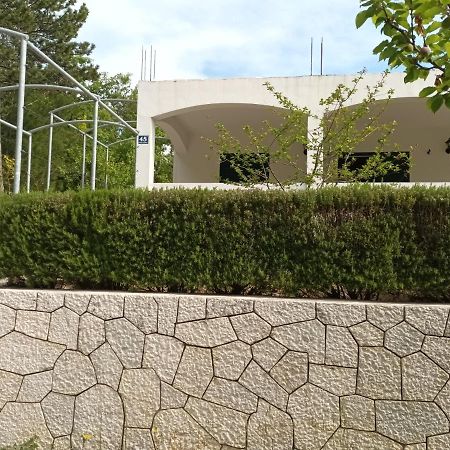 Villa Kuca Za Odmor Maka Kučiće Exterior foto