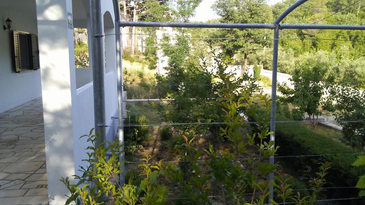 Villa Kuca Za Odmor Maka Kučiće Exterior foto