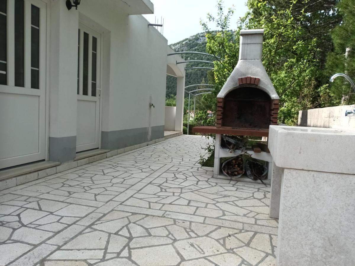 Villa Kuca Za Odmor Maka Kučiće Exterior foto